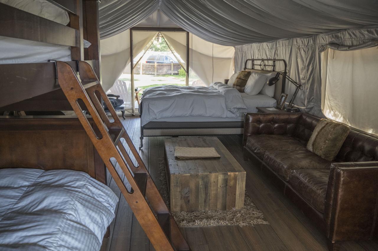 Flying Flags Rv Resort & Campground بويلتون الغرفة الصورة